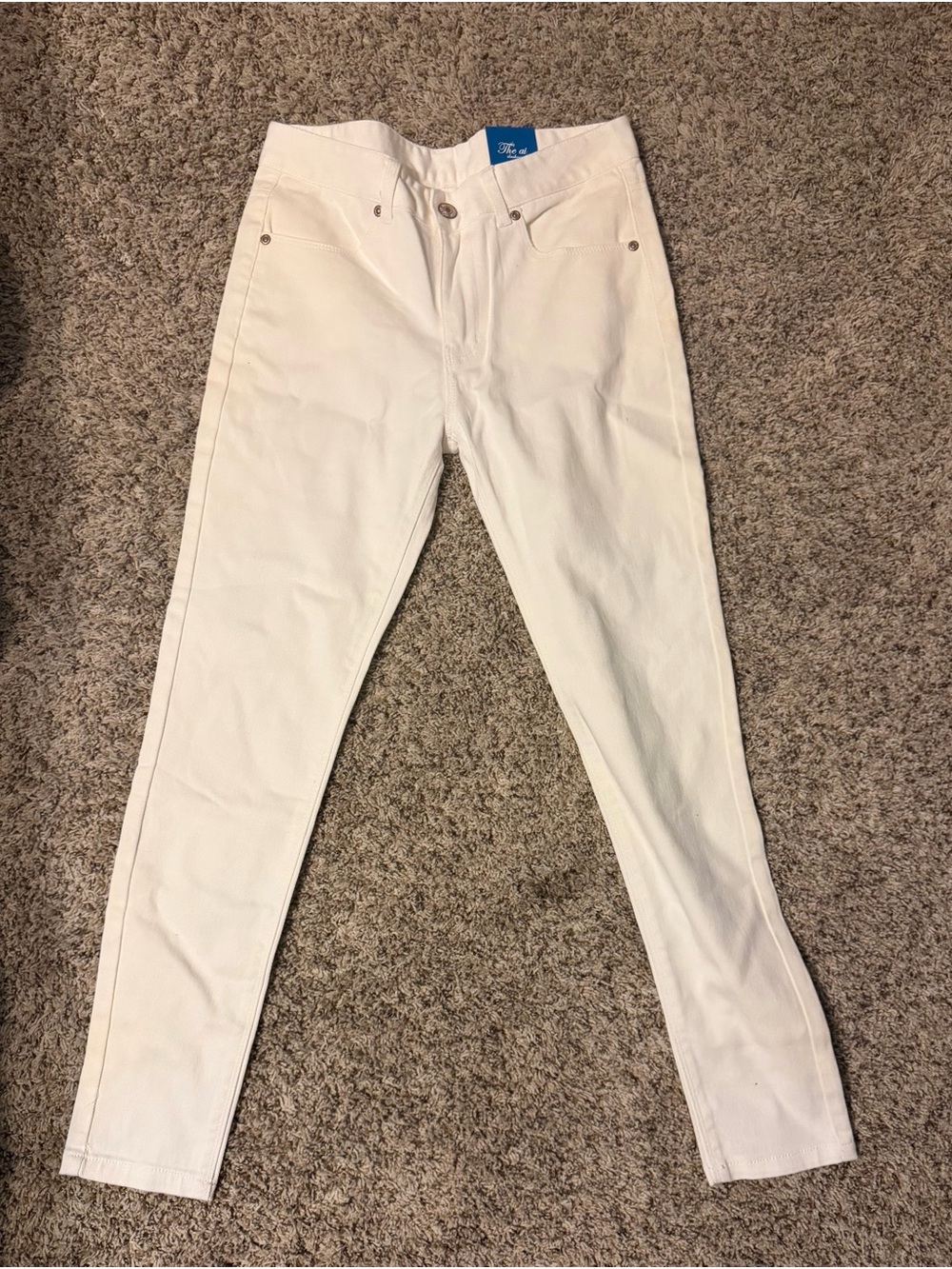 The ai Korean White Jeans Women’s 71 (28) Slim Tapered Denim NWT